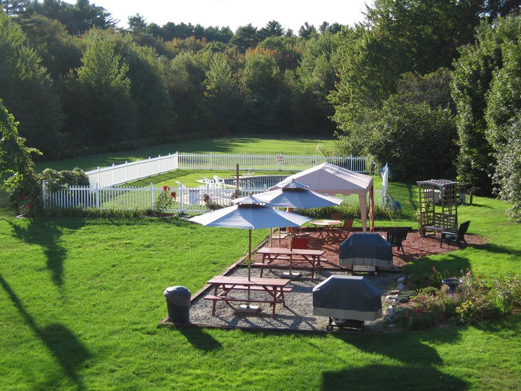 Coast Village Inn And Cottages Уэллс Экстерьер фото